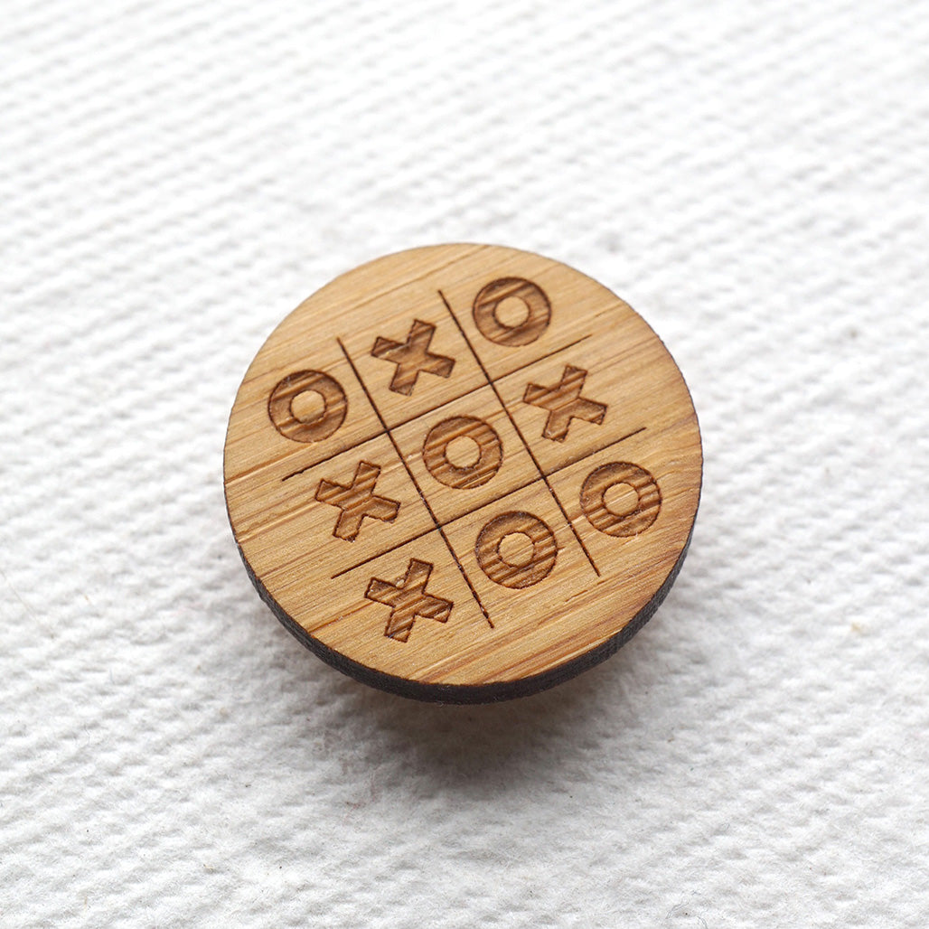 Wooden Magnetic Needle Minder