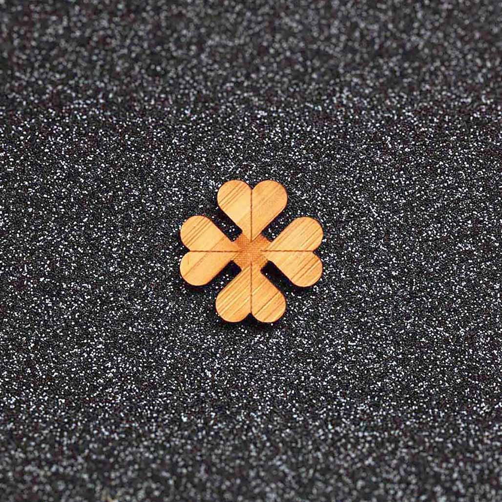 The Clover Button