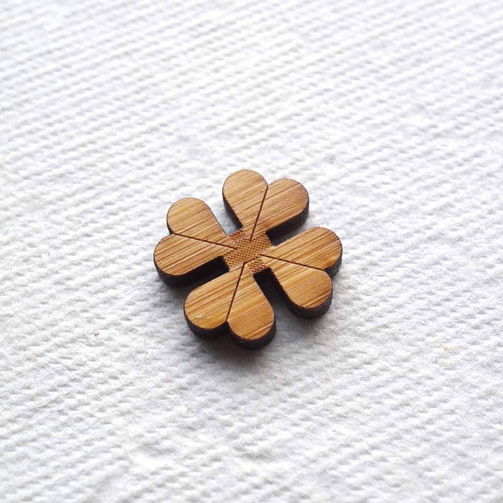 The Clover Button