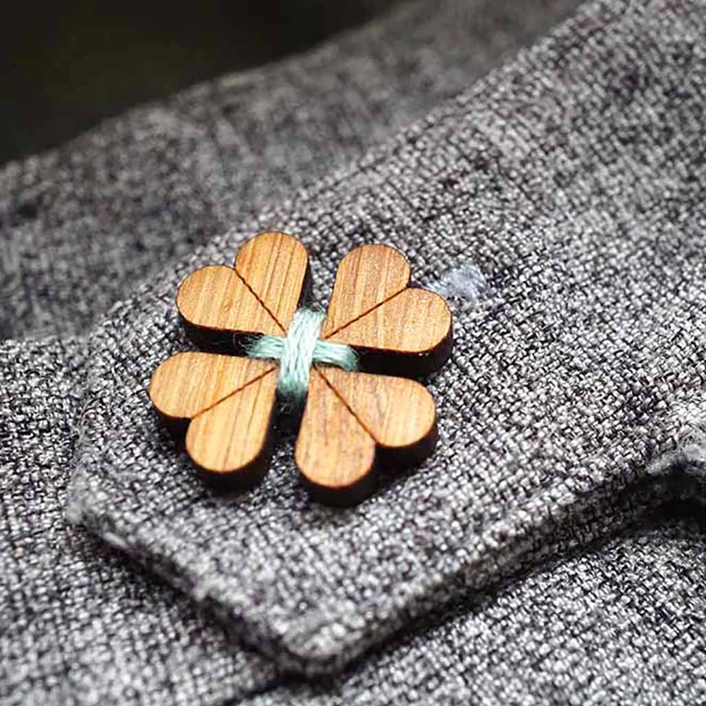 The Clover Button