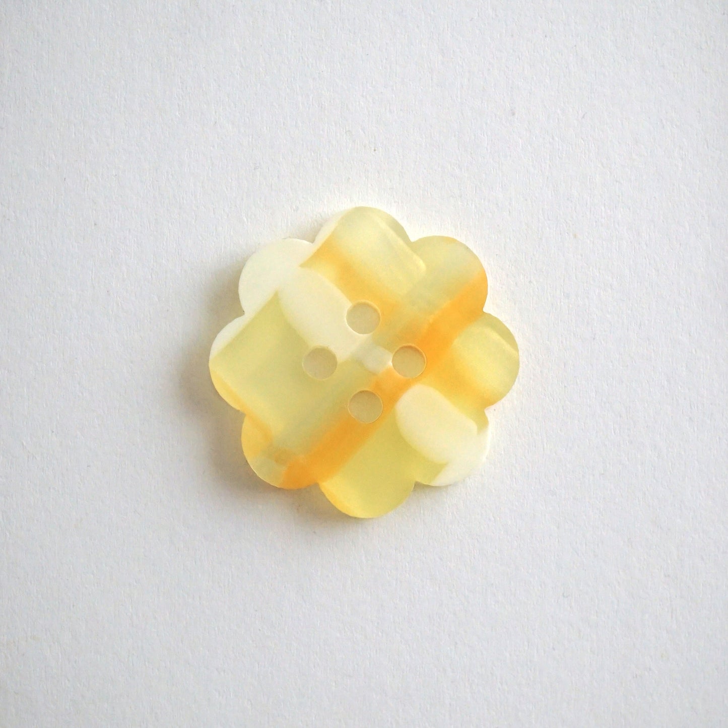 The Plaid Flower Button