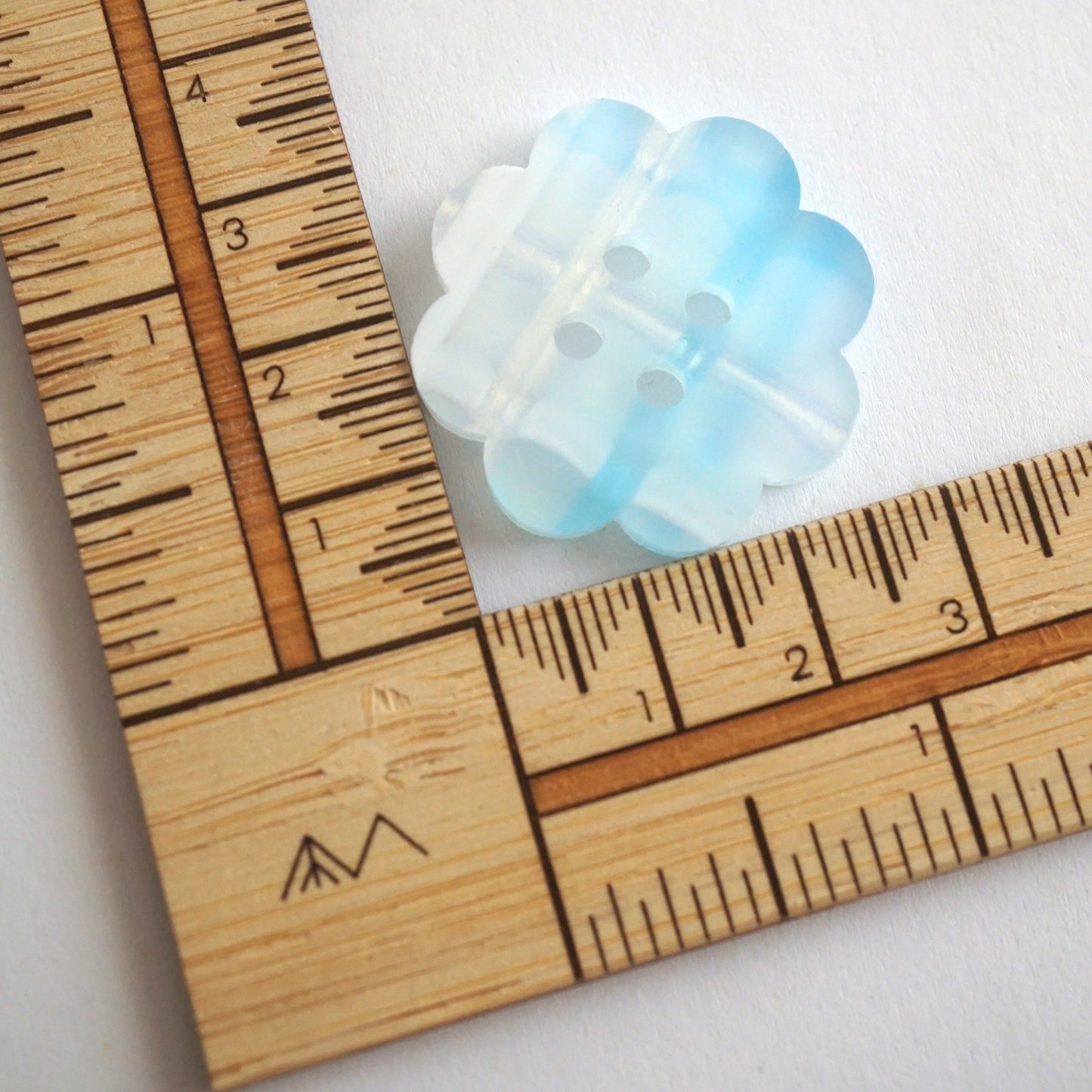 The Plaid Flower Button