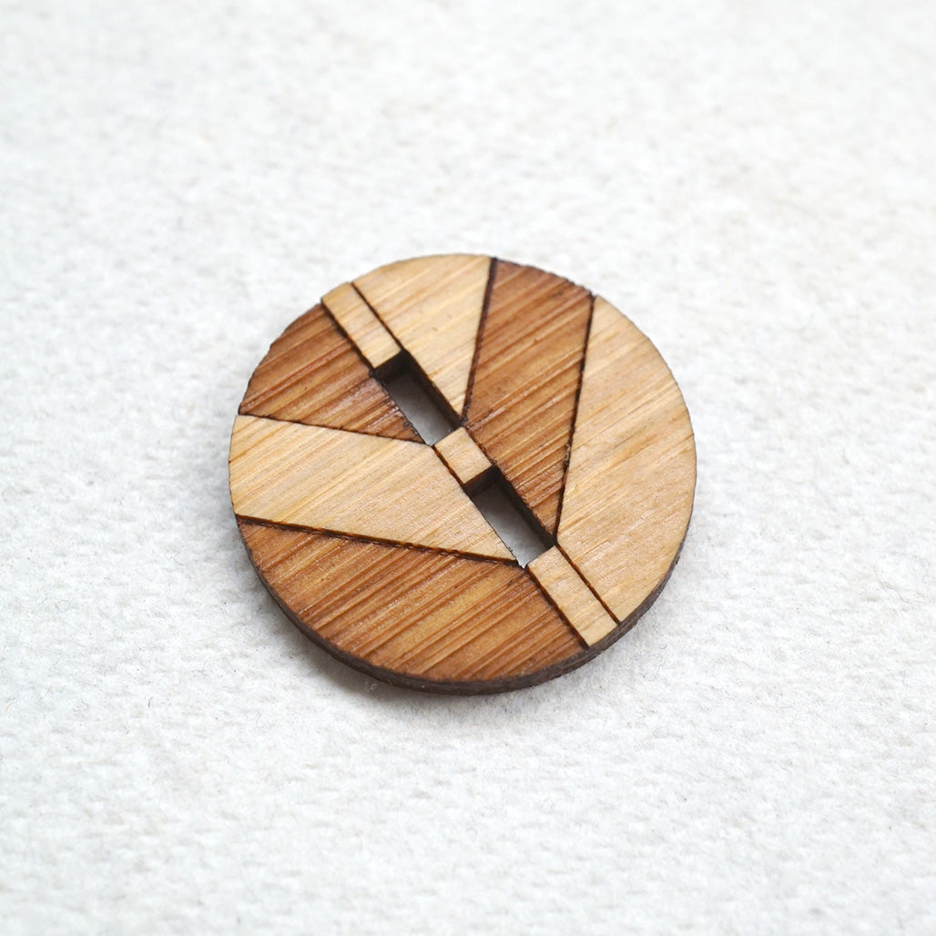 The Chevron Button - Big – Arrow Mountain