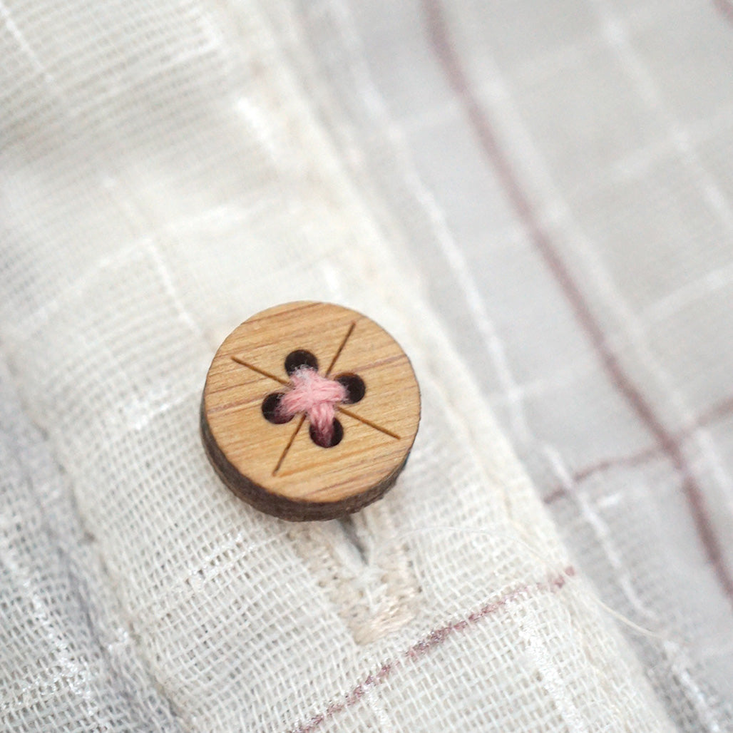 The Shirt Button - Cross | 4 Holes