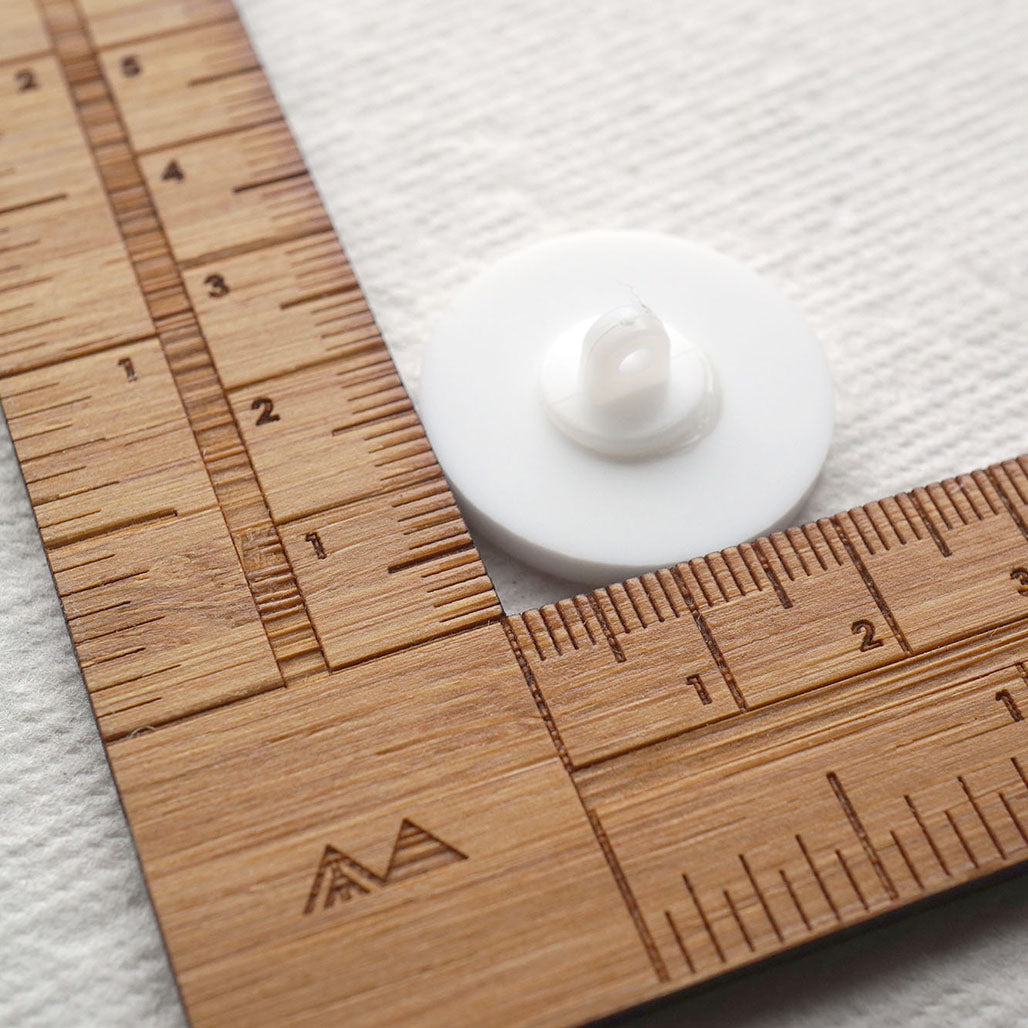 The Snow White Button