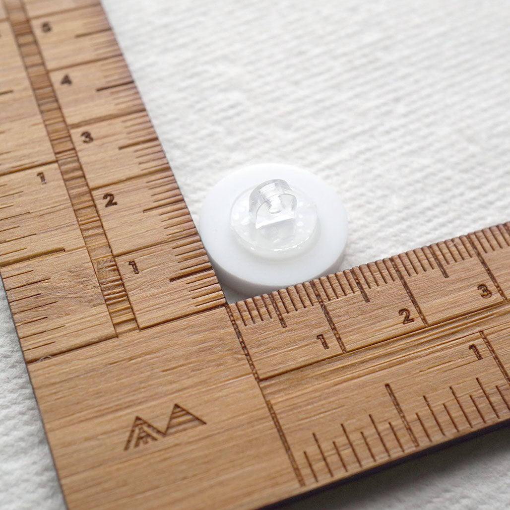 The Snow White Button