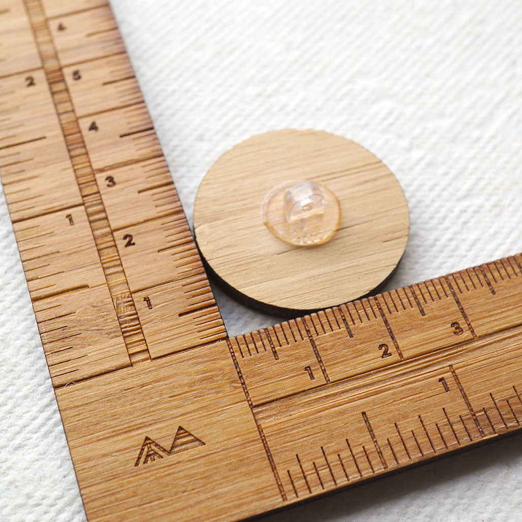 The Yarn Ball Button